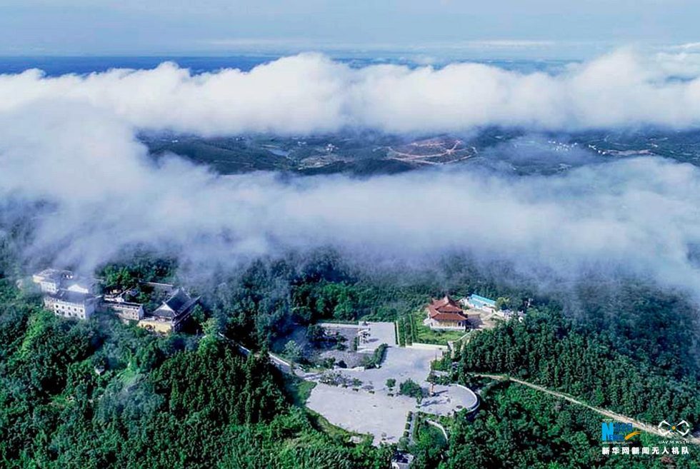 庐江代表性山水中的冶父山全景